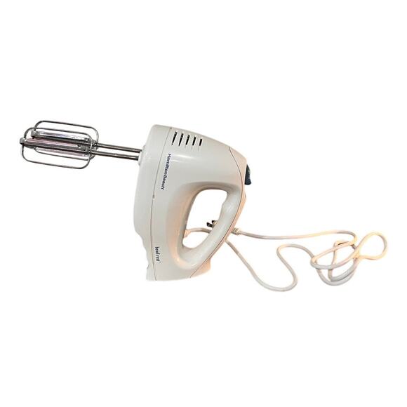 Hamilton Beach Bowl Rest Hand Mixer White 6-Speed Electric Beaters Tested - Picture 3 of 10